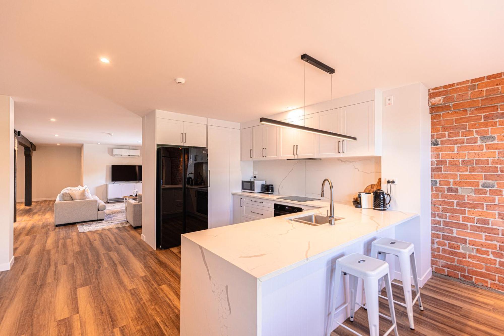 Johnston Apartments - Award-Winning Building, Your Unforgettable Stay Whanganui Exterior photo